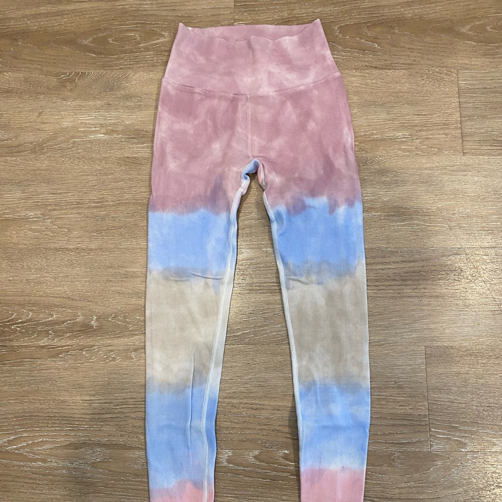spiritual gangster leggings